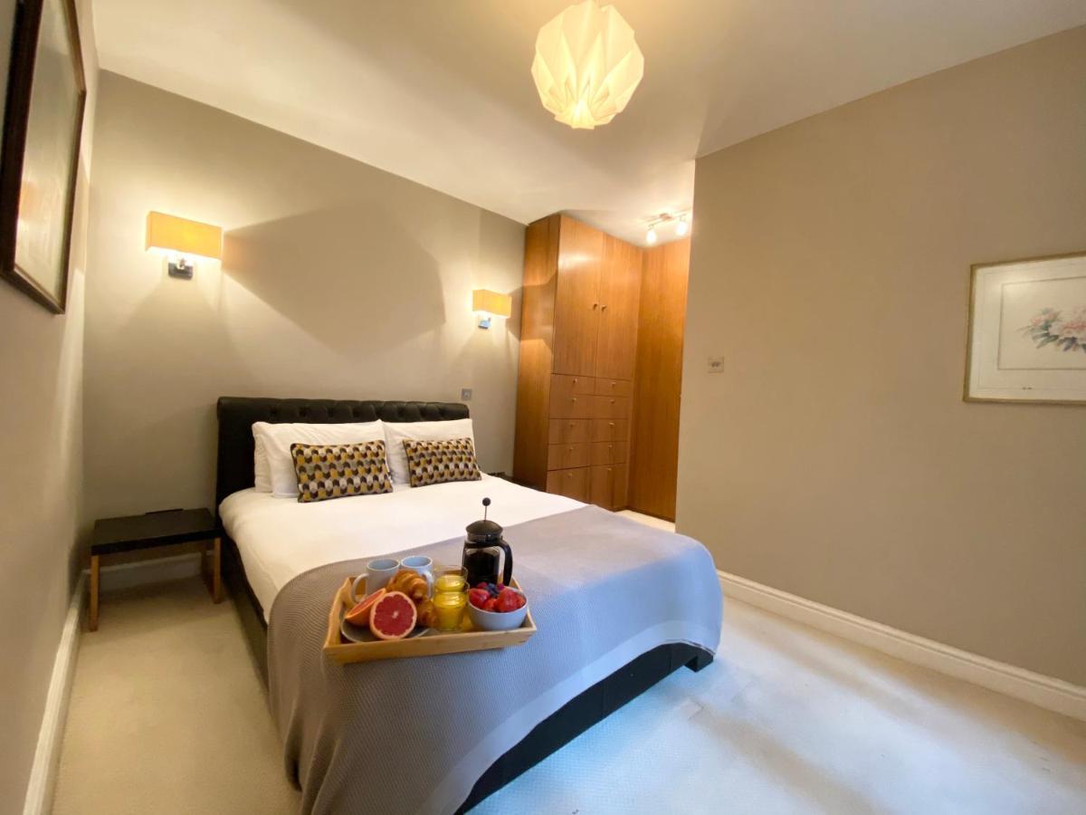 Apartment Next To Victoria Station London Exterior photo