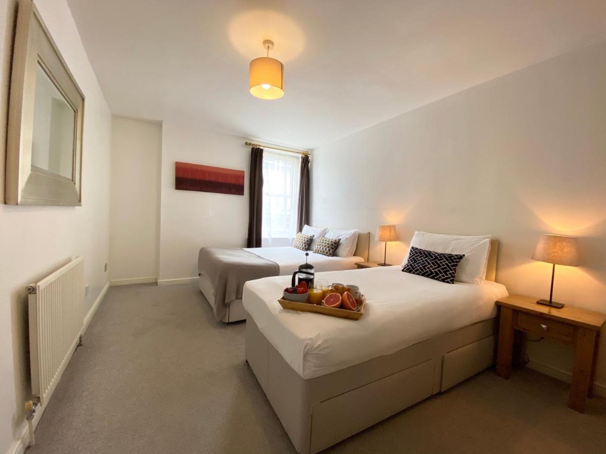 Apartment Next To Victoria Station London Exterior photo