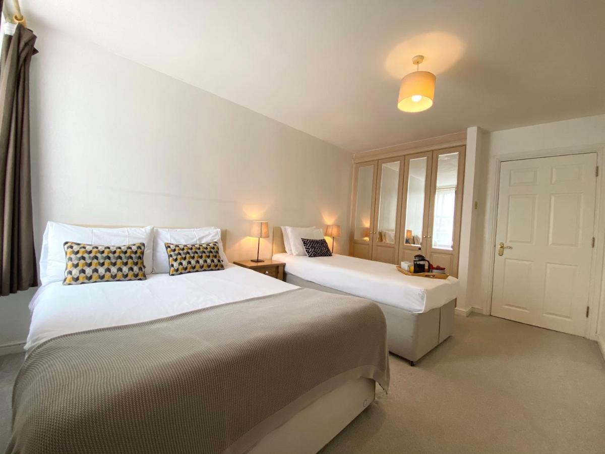 Apartment Next To Victoria Station London Exterior photo