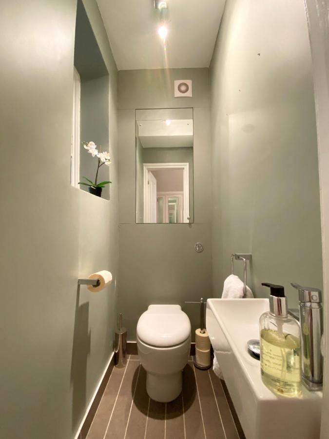 Apartment Next To Victoria Station London Exterior photo