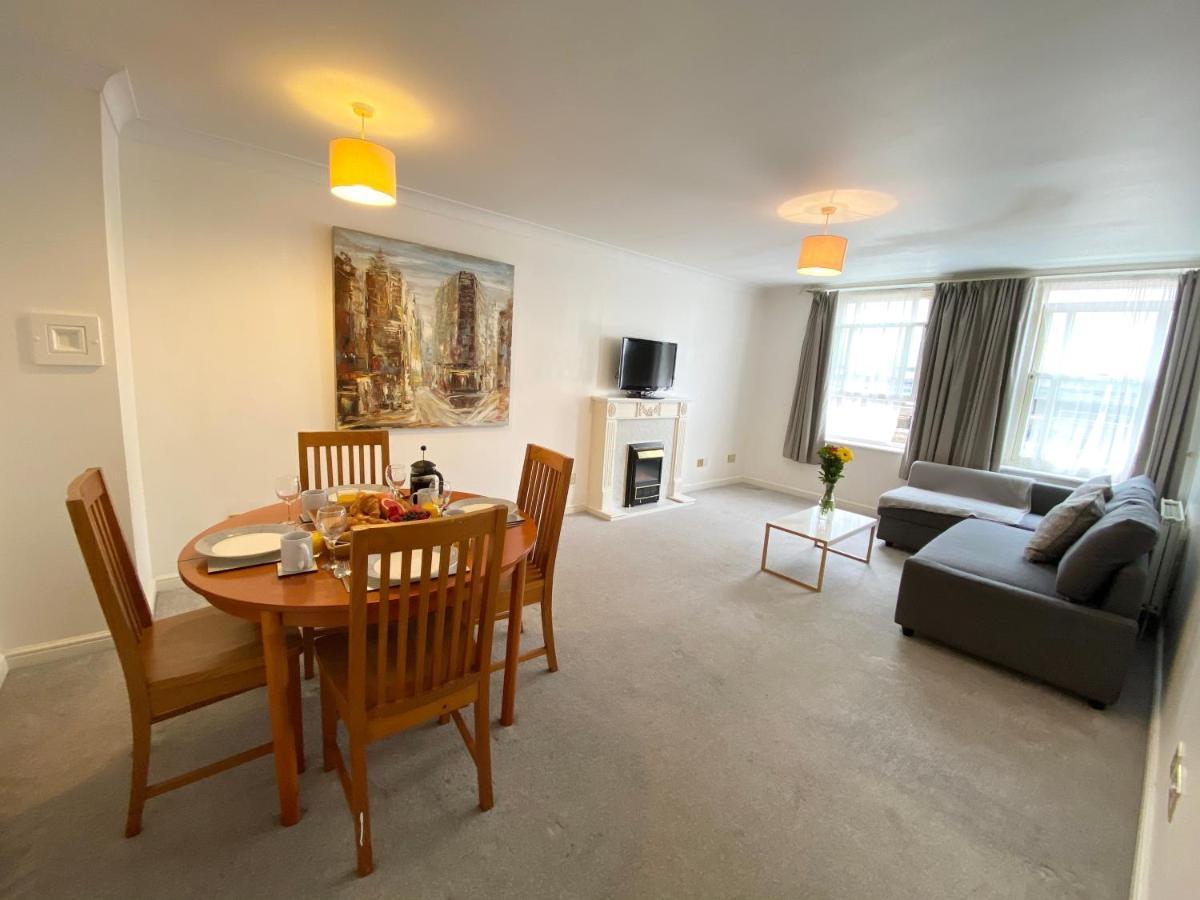 Apartment Next To Victoria Station London Exterior photo