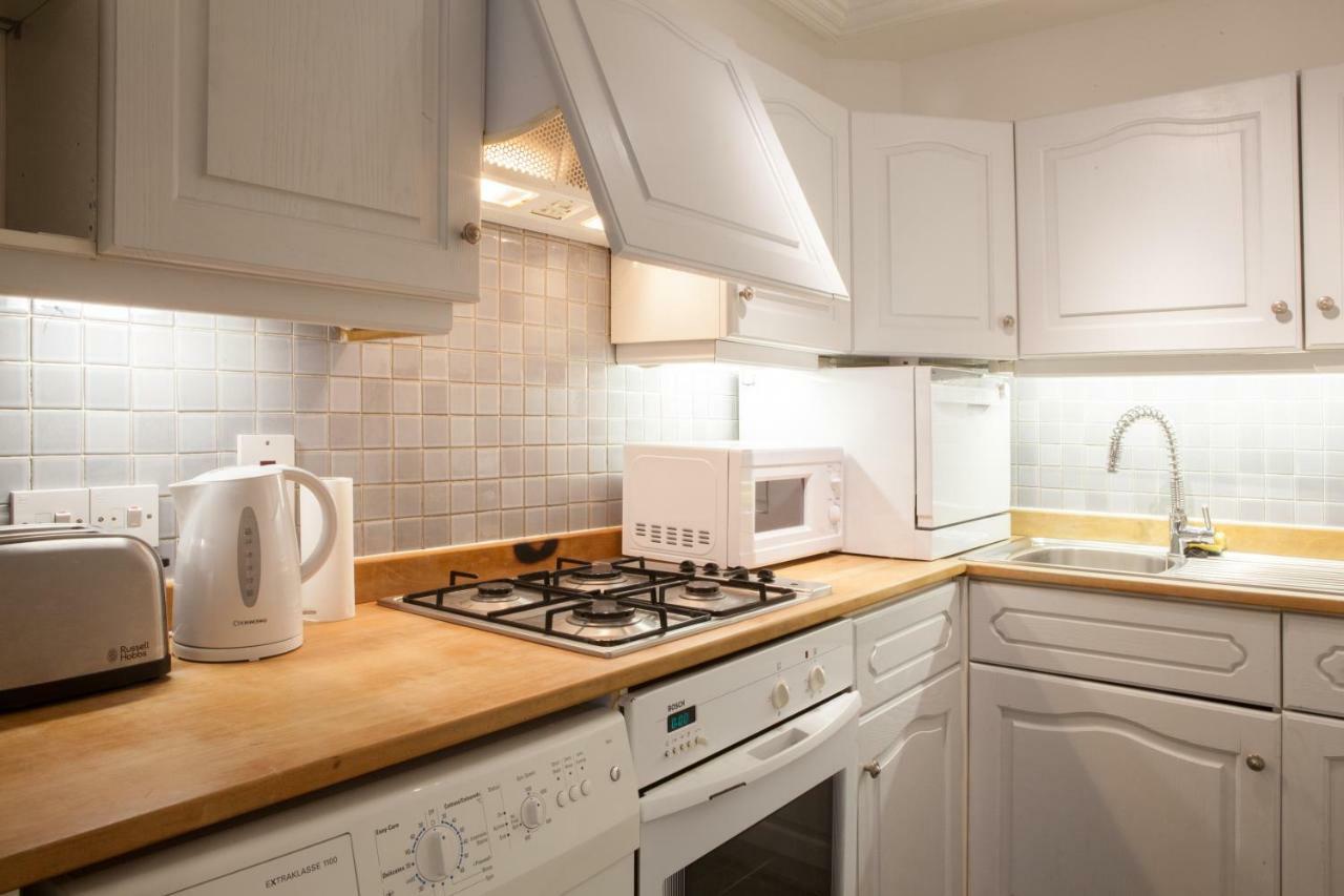 Apartment Next To Victoria Station London Exterior photo