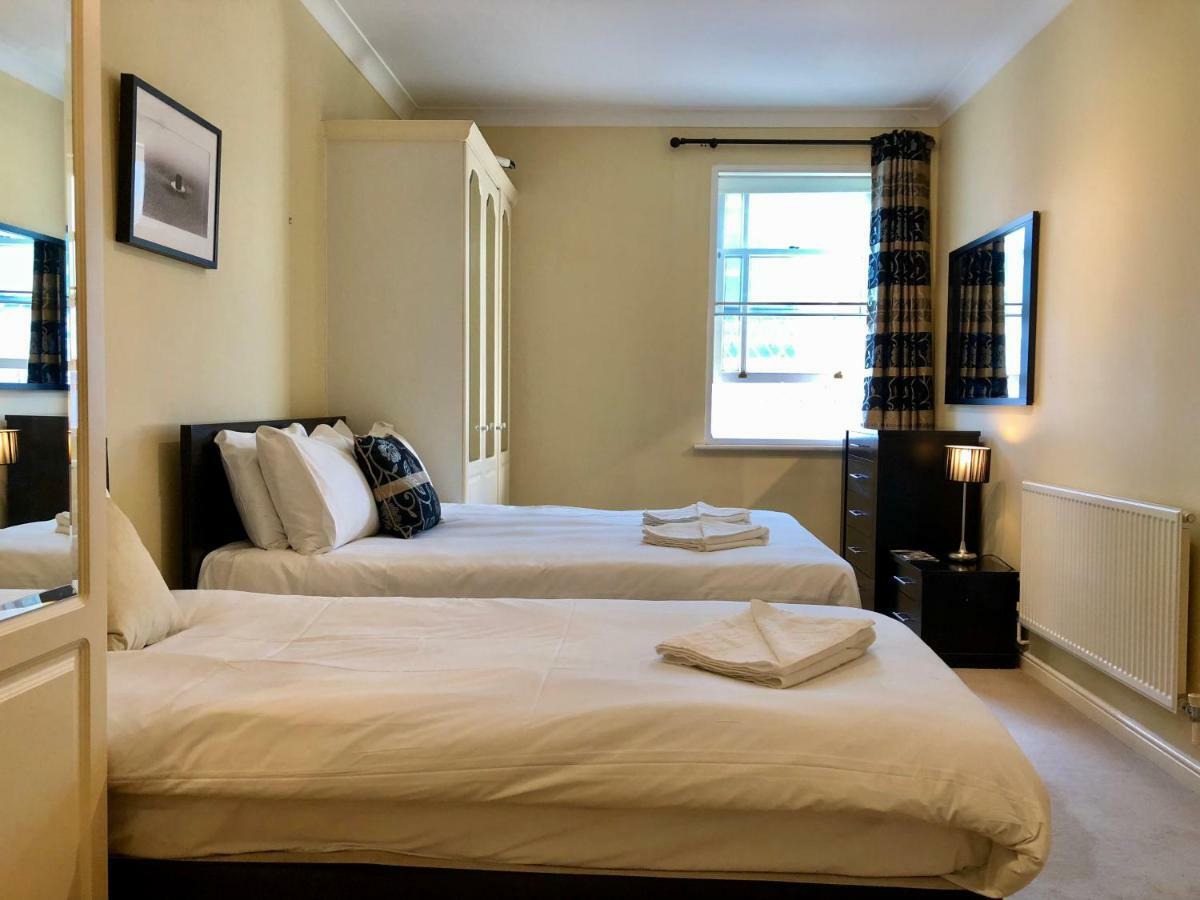 Apartment Next To Victoria Station London Exterior photo