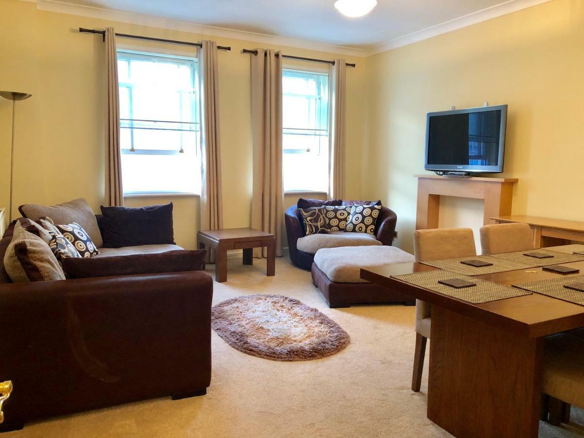 Apartment Next To Victoria Station London Exterior photo